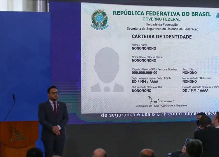 ministerio-publico-federal-pede-novo-rg-com-nome-social-e-sem-campo-“sexo”