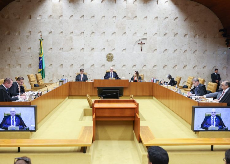 stf-derruba-mais-um-decreto-que-proibia-linguagem-neutra-em-escolas-de-sc