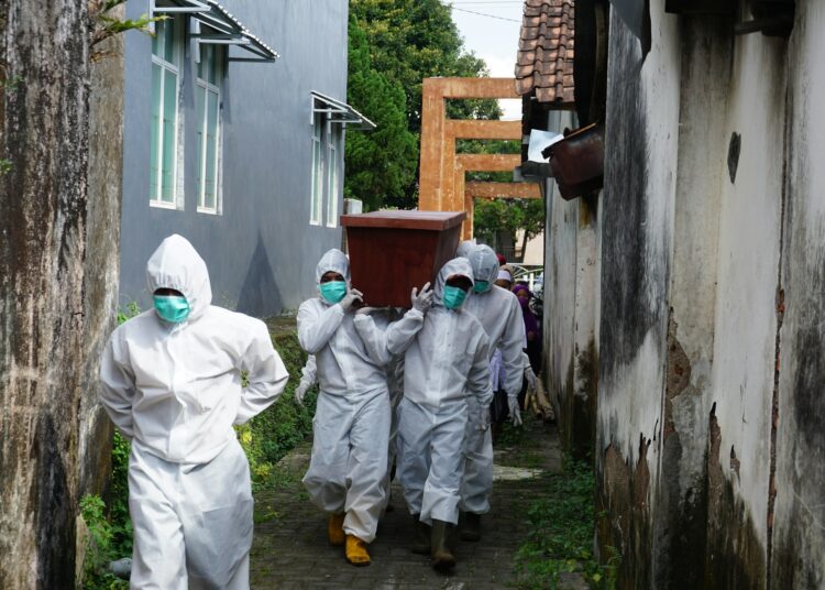 ebola-mata-pastores-na-rd-congo,-mas-igrejas-permanecem-firmes-na-linha-de-frente