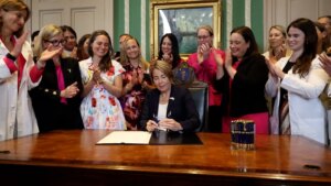 massachusetts-aprova-lei-que-permite-aborto-ate-o-fim-da-gestacao
